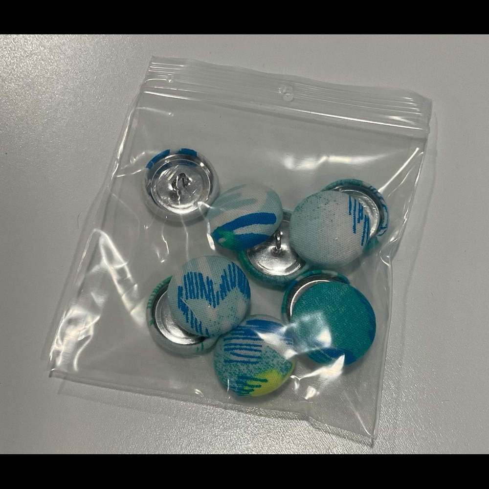 Covered Buttons - Picture 2 of 2